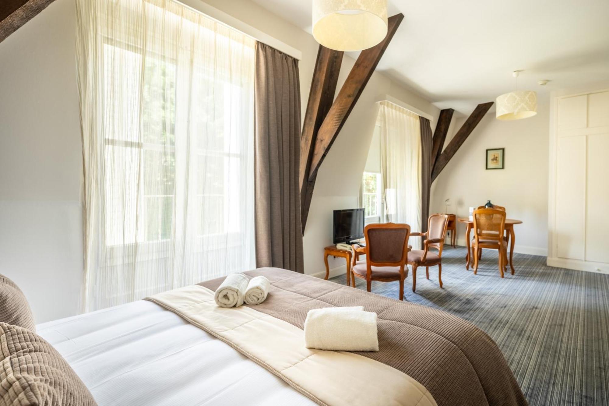 Отель Le Prieure Коррез Экстерьер фото